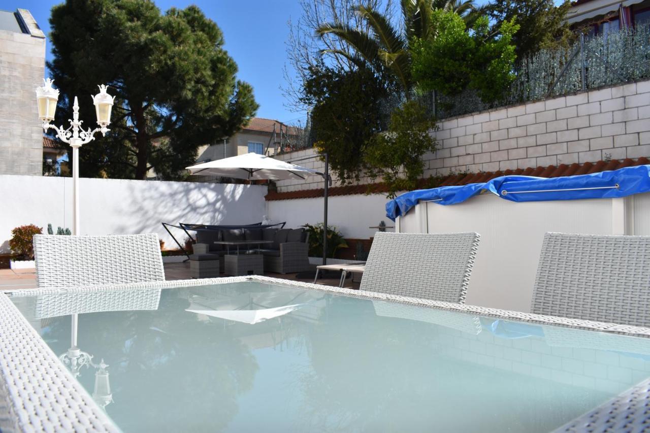 Apartamentos R66 Caces Esterno foto